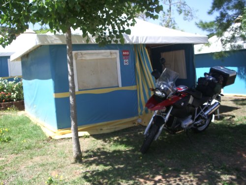 Posh-tent-in-Portugal500