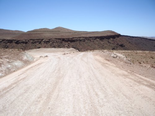 This-is-a-good-road-enroute-to-Marakesh500